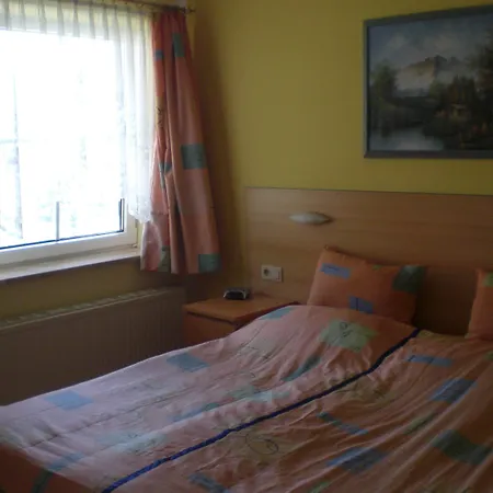 Gasthof-pension Lamprecht Konukevi 3*